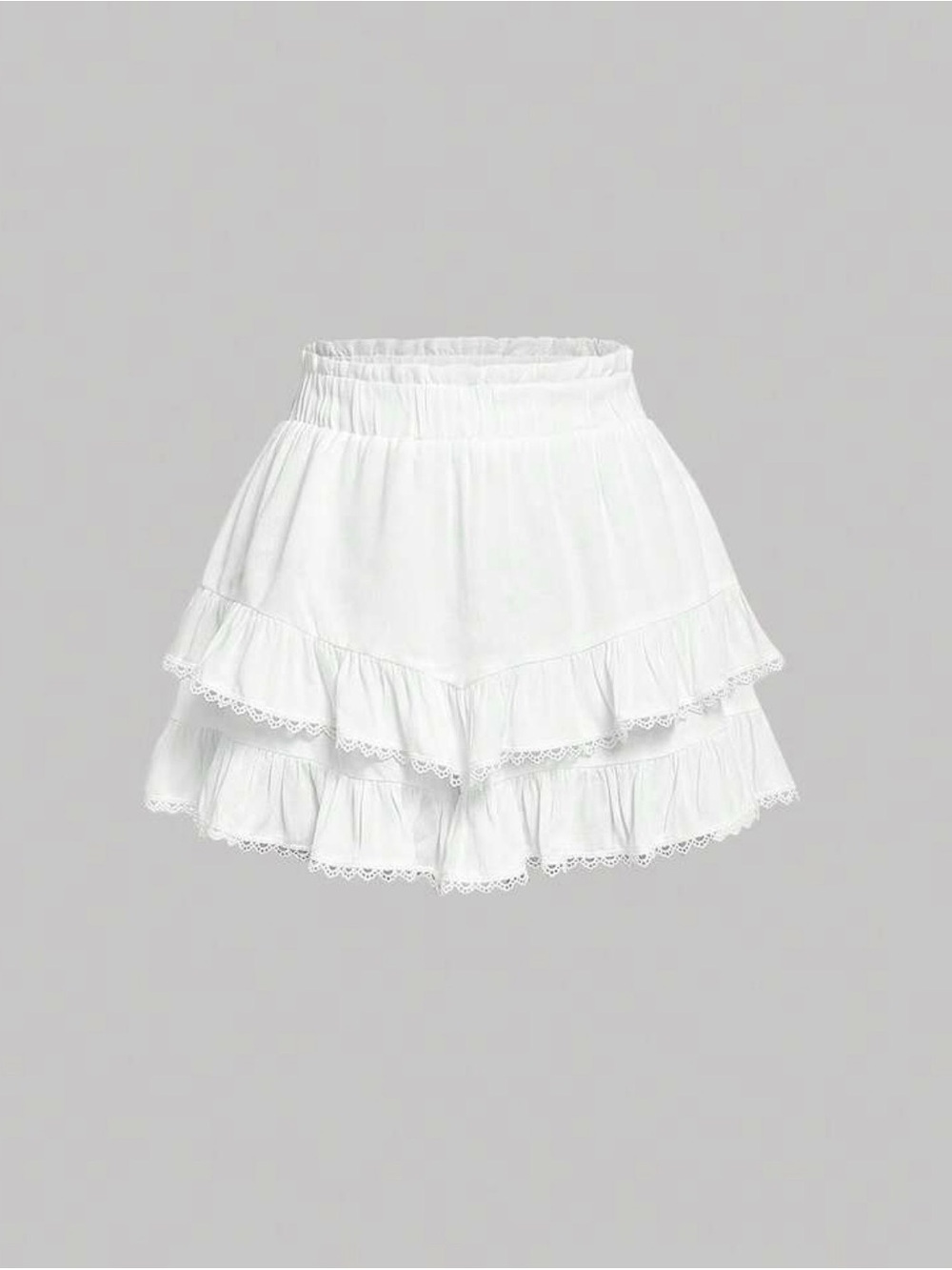 🌙🤍 Women’s White Tiered Lace-Trim Shorts 🤍🌙